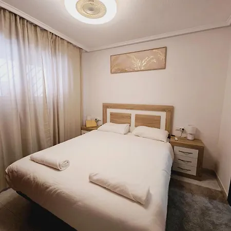 Apartamento With Pool In The Parque Naciones Area