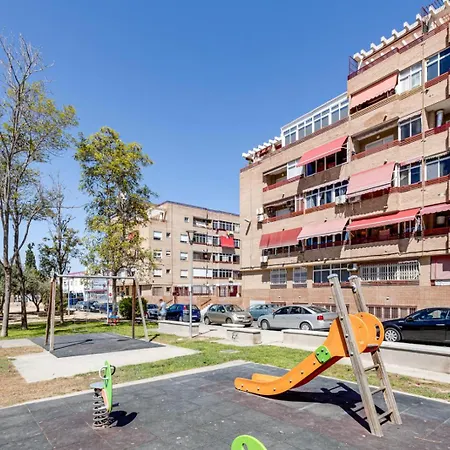 With Pool In The Parque Naciones Area 公寓 *